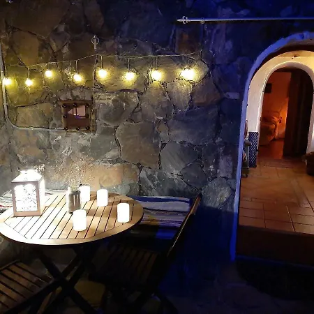 Silence's Cave Rural House Tatil Evi *
